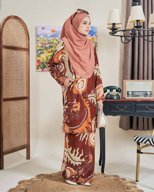 Baju Kurung Sulam Batik Ashalee - Dewi Brick Orange