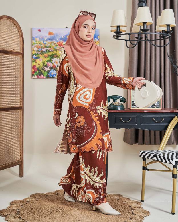 Baju Kurung Sulam Batik Ashalee - Dewi Brick Orange