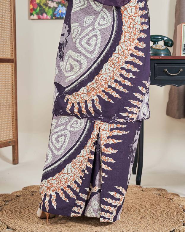 Baju Kurung Sulam Batik Ashalee - Dewi Purple