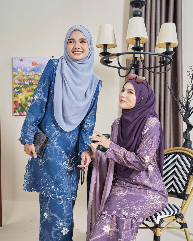Baju Kurung Sulam Batik Ashalee - Kasturi Denim Blue