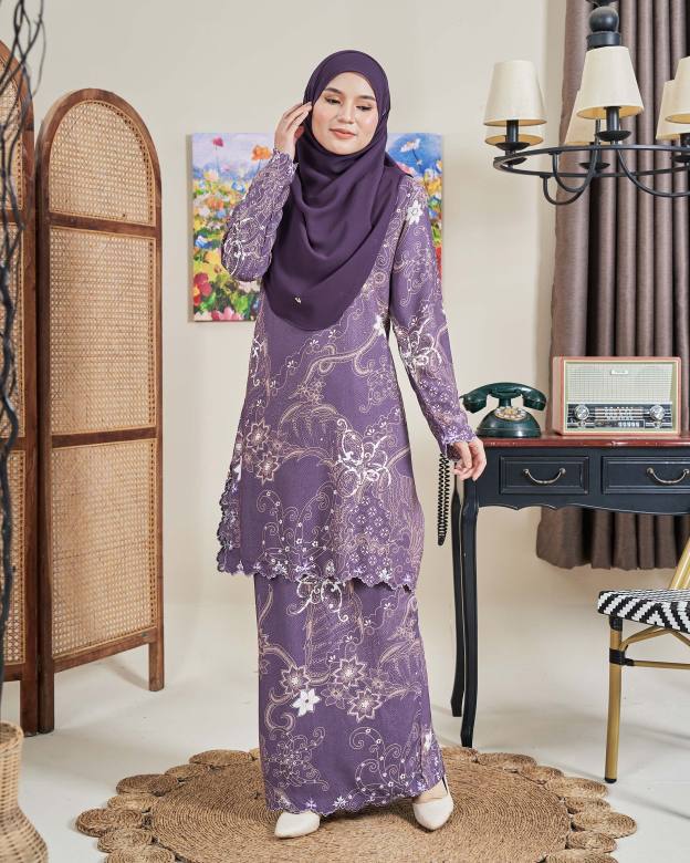 Baju Kurung Sulam Batik Ashalee - Kasturi Iris