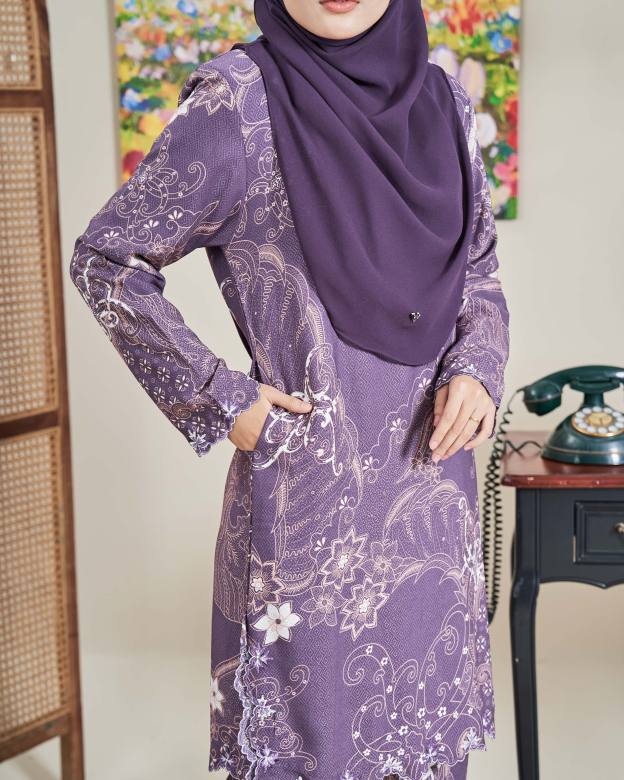 Baju Kurung Sulam Batik Ashalee - Kasturi Iris