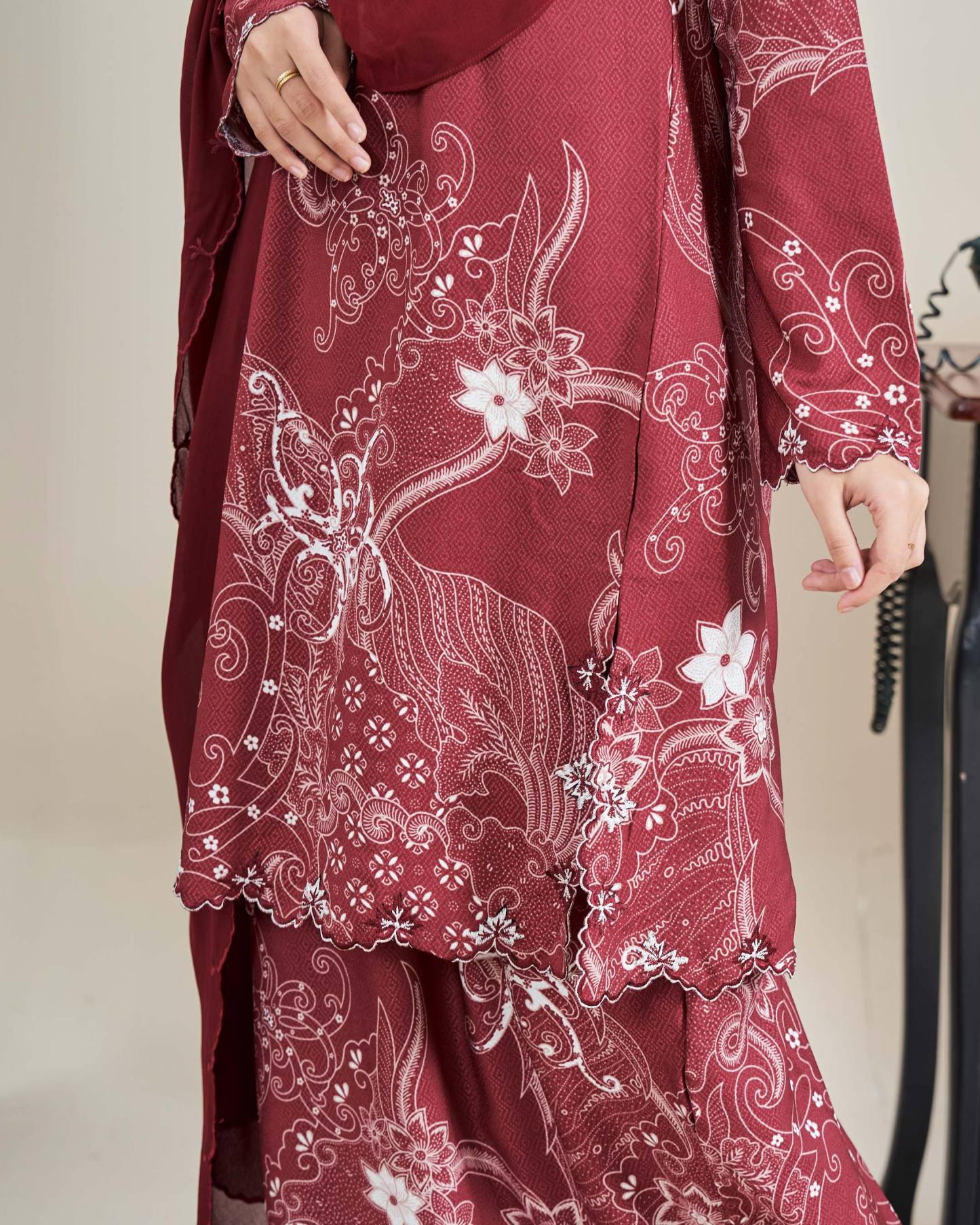 Baju Kurung Sulam Batik Ashalee - Kasturi Maroon