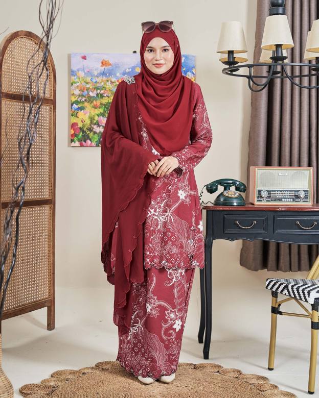 Baju Kurung Sulam Batik Ashalee - Kasturi Maroon
