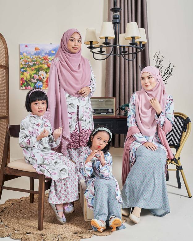 Baju Kurung Sulam Diamante Amia Kids - Mystic Pink