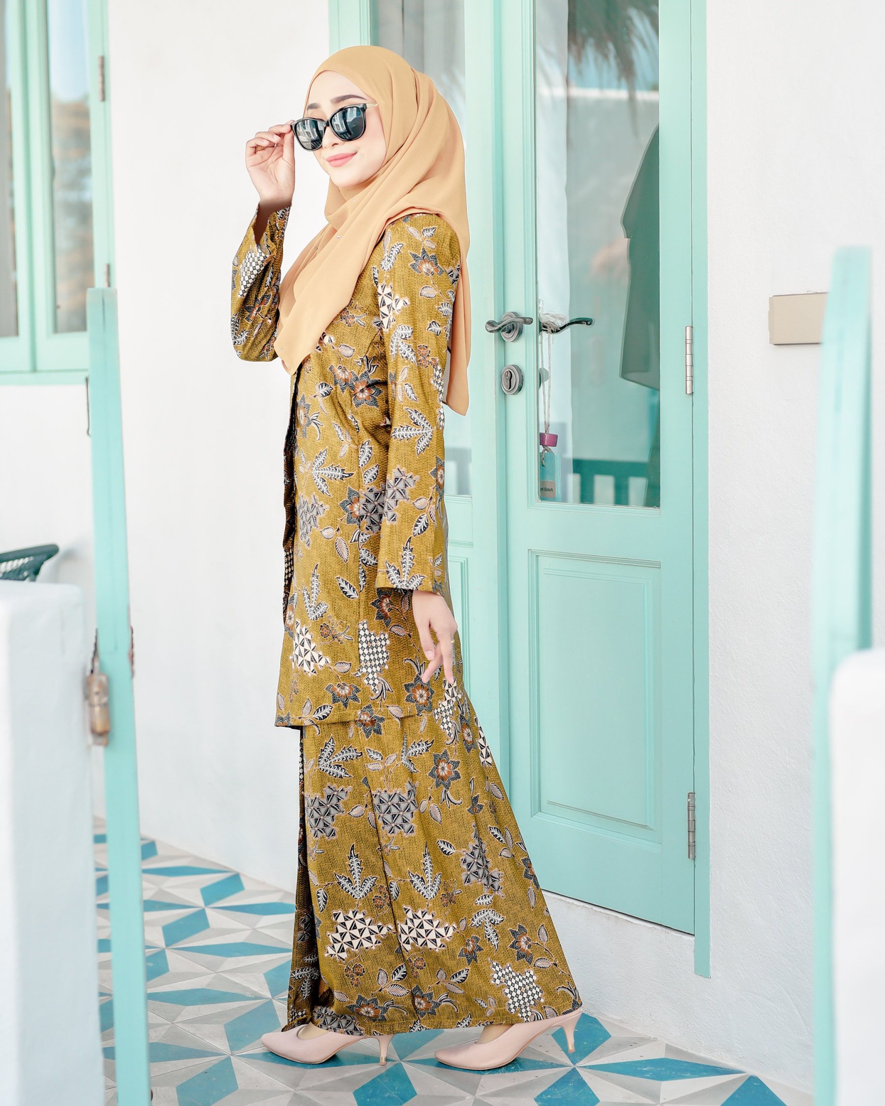 Baju Kebarung Batik Dobby Aima - Biscotti Gold