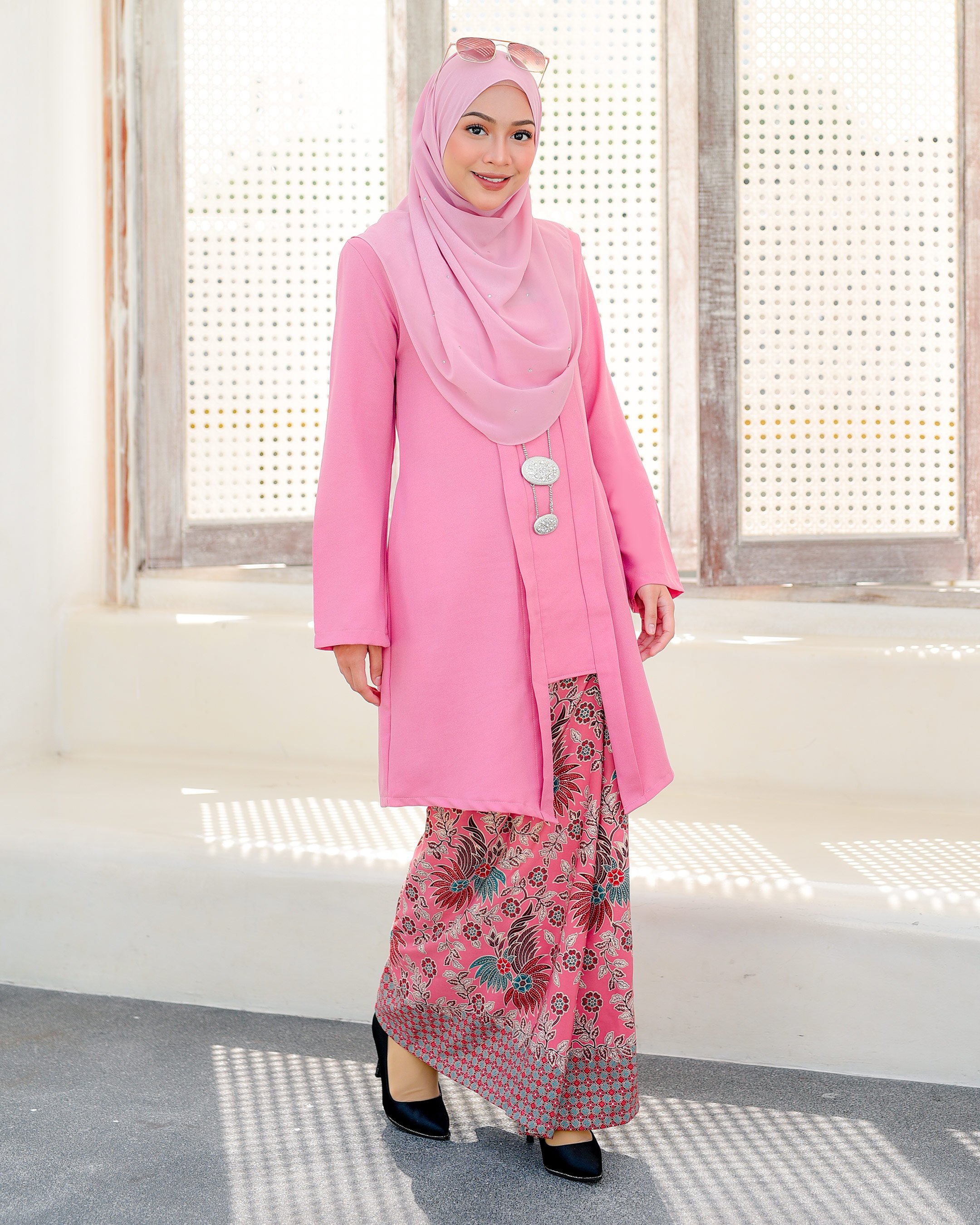 Baju Kebarung Batik Kota Bharu Afreen - Bliss Pink