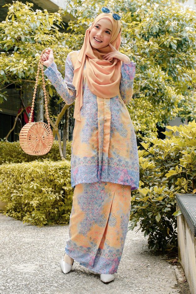 Baju Kebarung Batik Nafisa - Banana Yellow