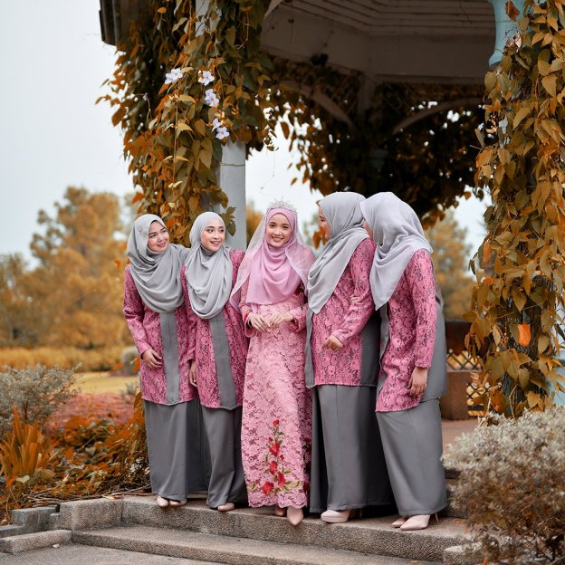Baju Kebarung Lace Marissa - Rouge Maroon