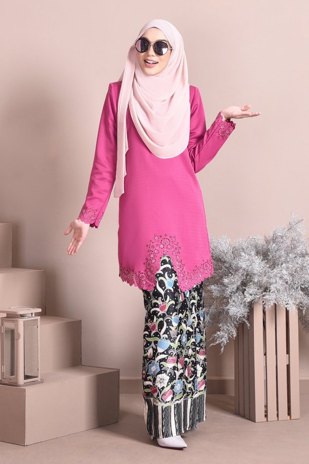 Baju Kebarung Batik Moden Lasercut Nadim - Pink