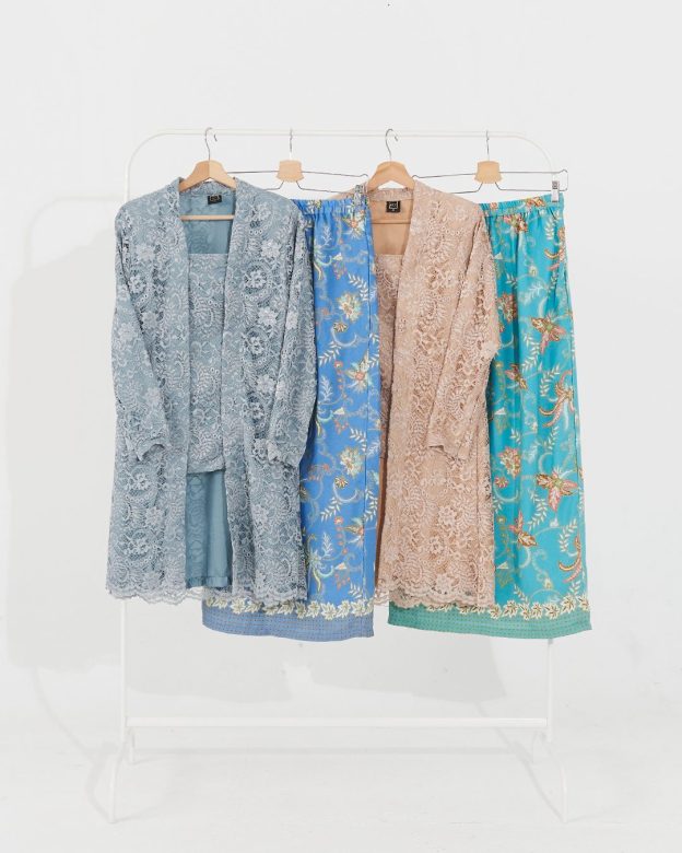 Baju Kebaya Batik Lace Estela - Beige Cream