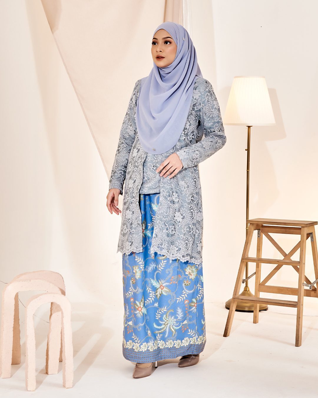 Baju Kebaya Batik Lace Estela - Powder Blue