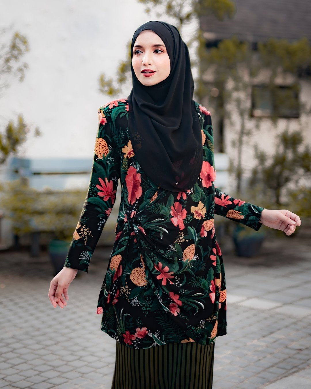 Baju Kurung Aurorai - Black Forest