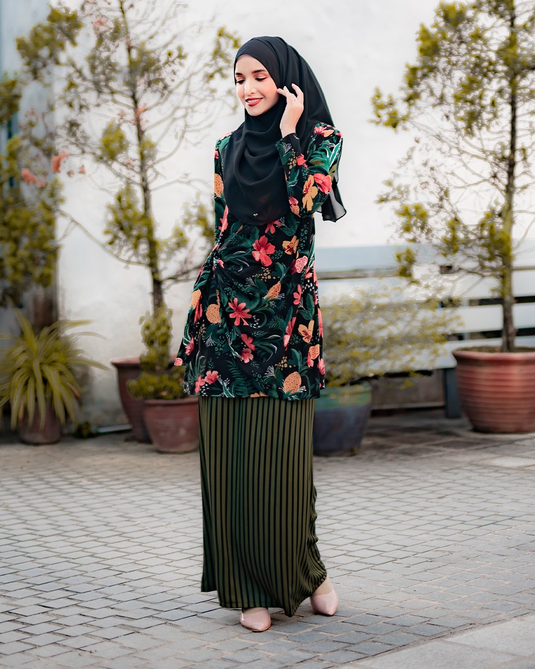 Baju Kurung Aurorai - Black Forest