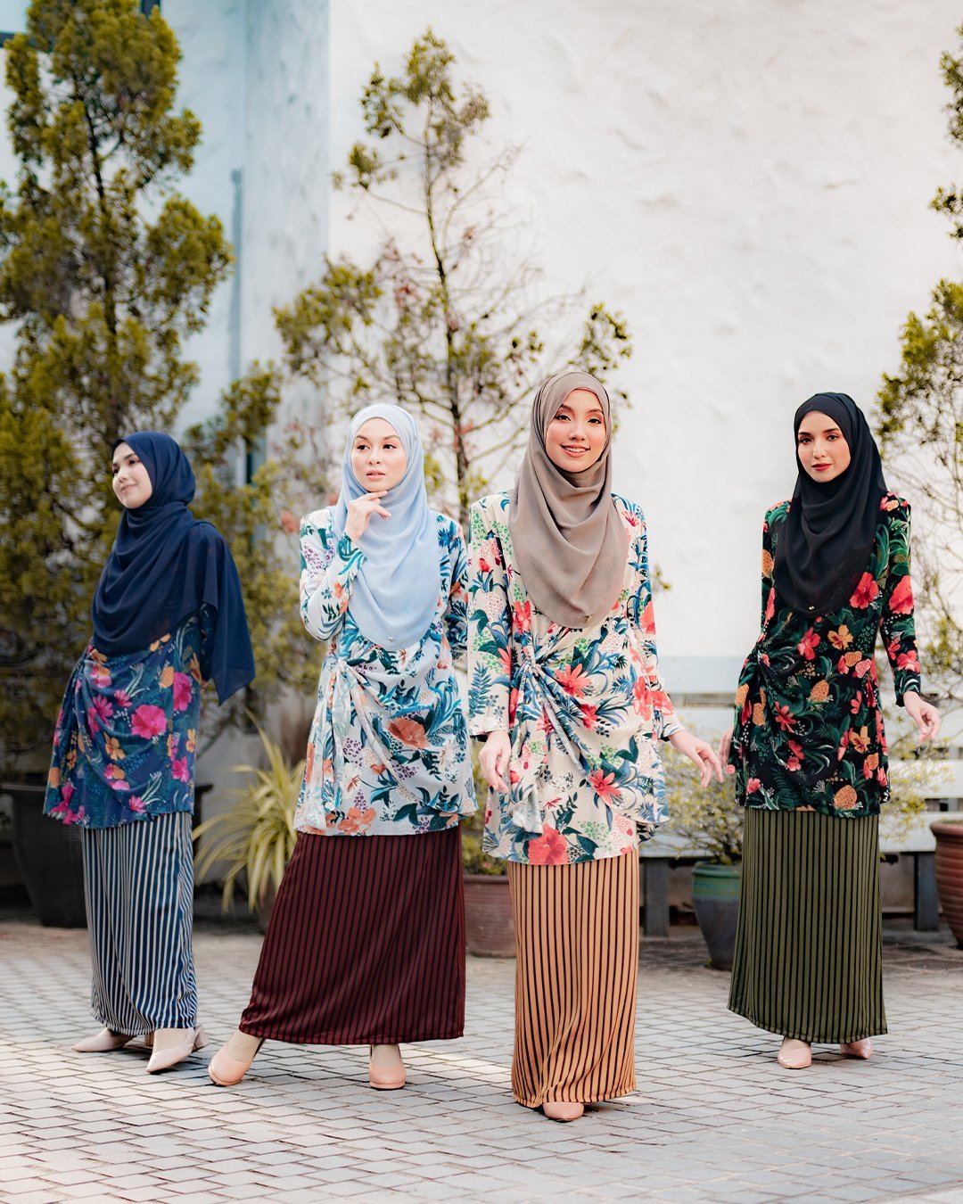 Baju Kurung Aurorai - Black Forest