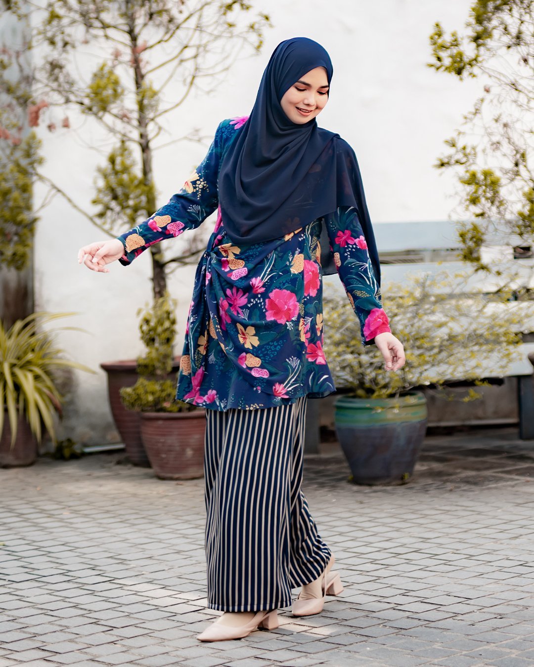 Baju Kurung Aurorai - Navy Blue
