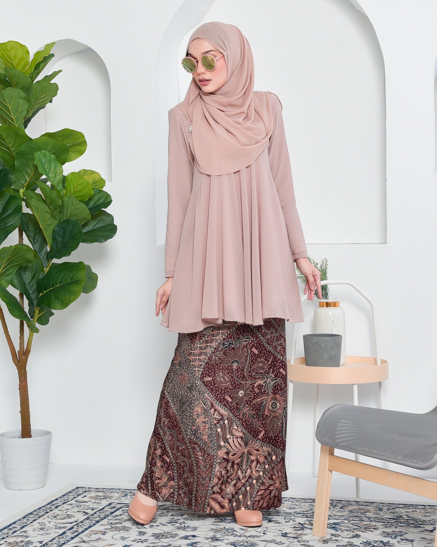 Baju Kurung Barbie Batik Aimi - Freezy Pink