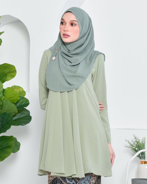 Baju Kurung Barbie Batik Aimi - Zenith Green