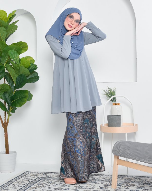 Baju Kurung Barbie Batik Aimi - Eagle Grey