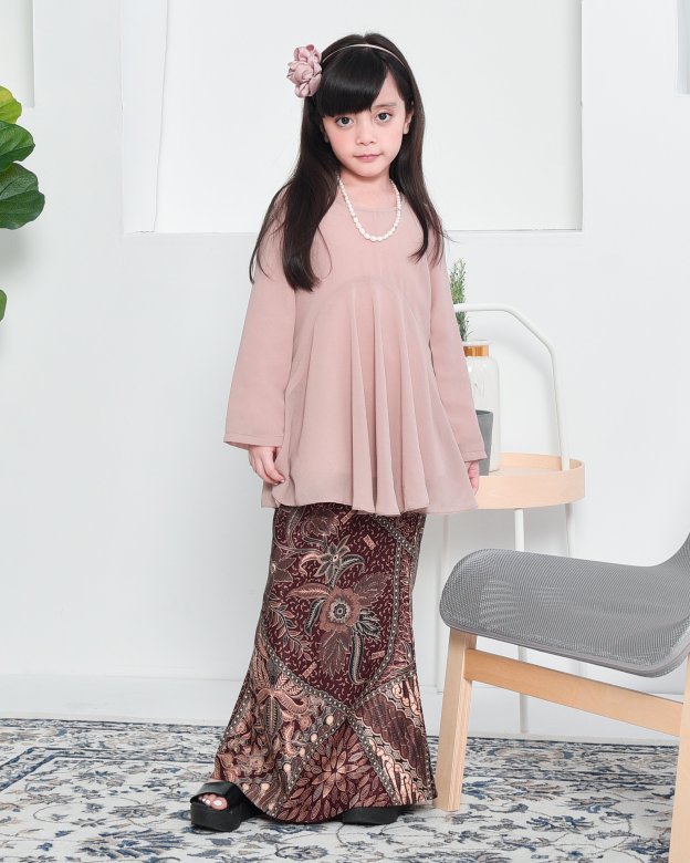 Baju Kurung Barbie Batik Aimi Kids - Freezy Pink