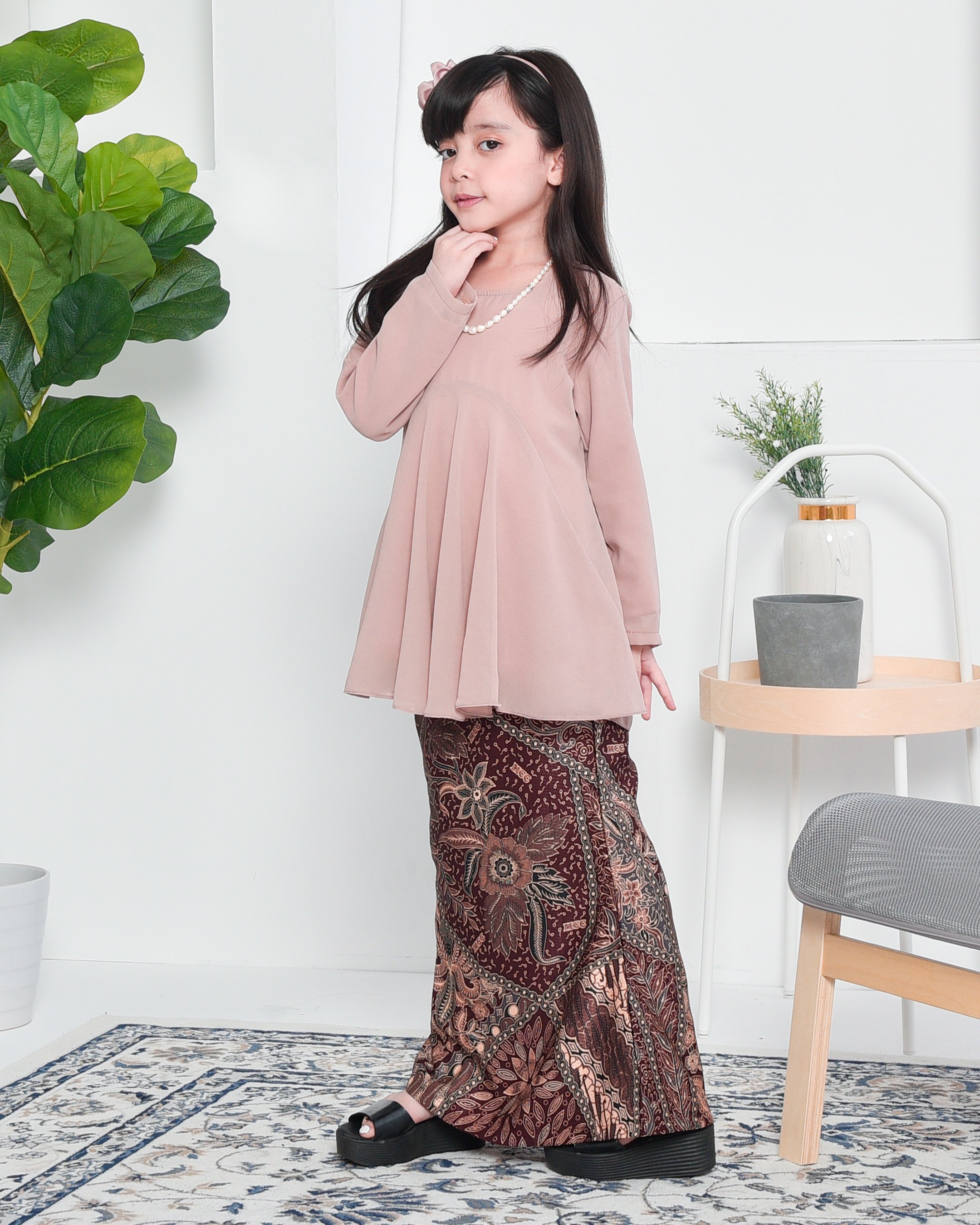 Baju Kurung Barbie Batik Aimi Kids - Freezy Pink