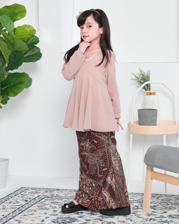 Baju Kurung Barbie Batik Aimi Kids - Freezy Pink