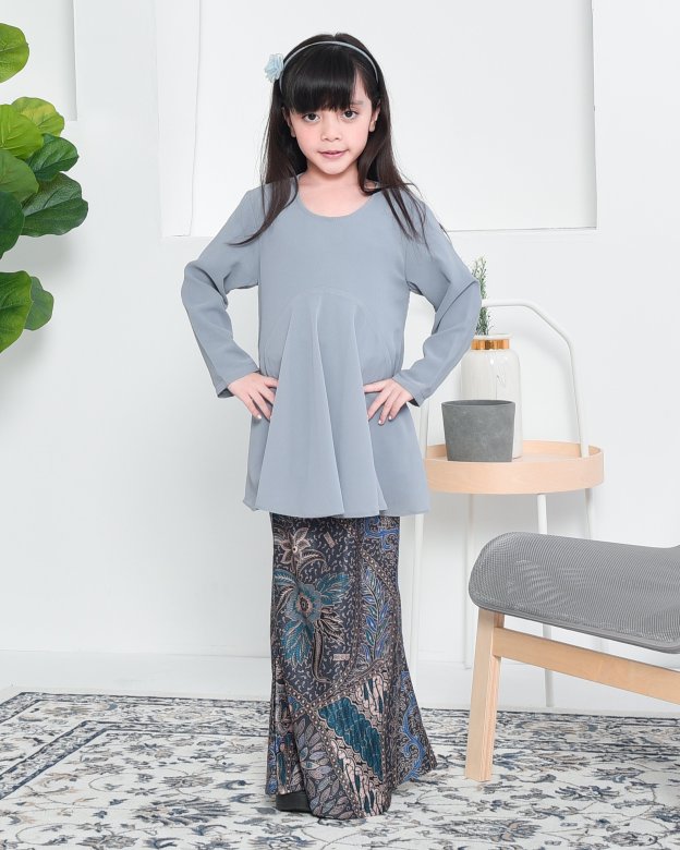 Baju Kurung Barbie Batik Aimi Kids - Eagle Grey