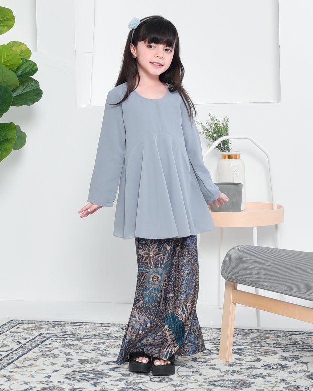 Baju Kurung Barbie Batik Aimi Kids - Eagle Grey