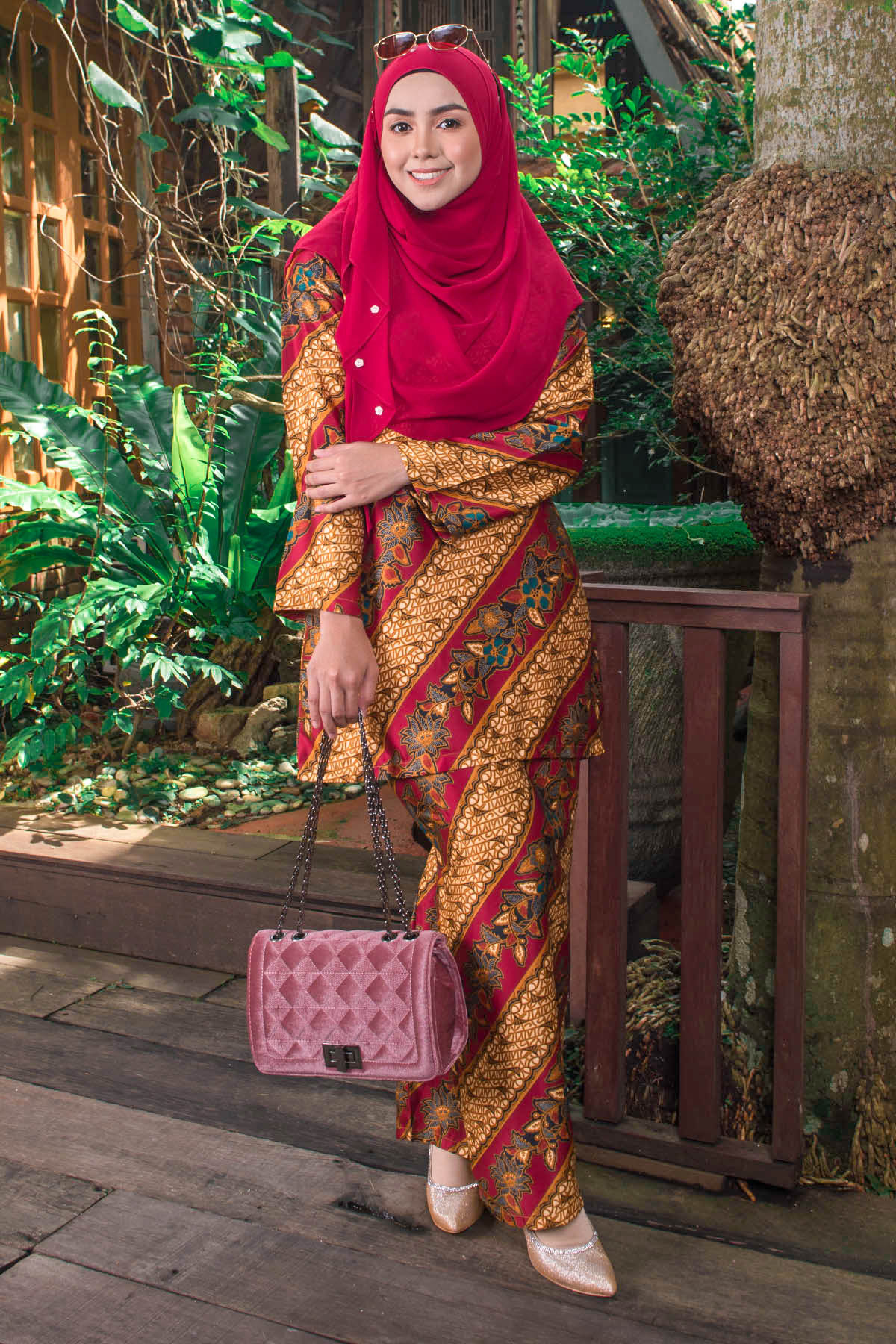 Baju Kurung Batik Aria - Maroon