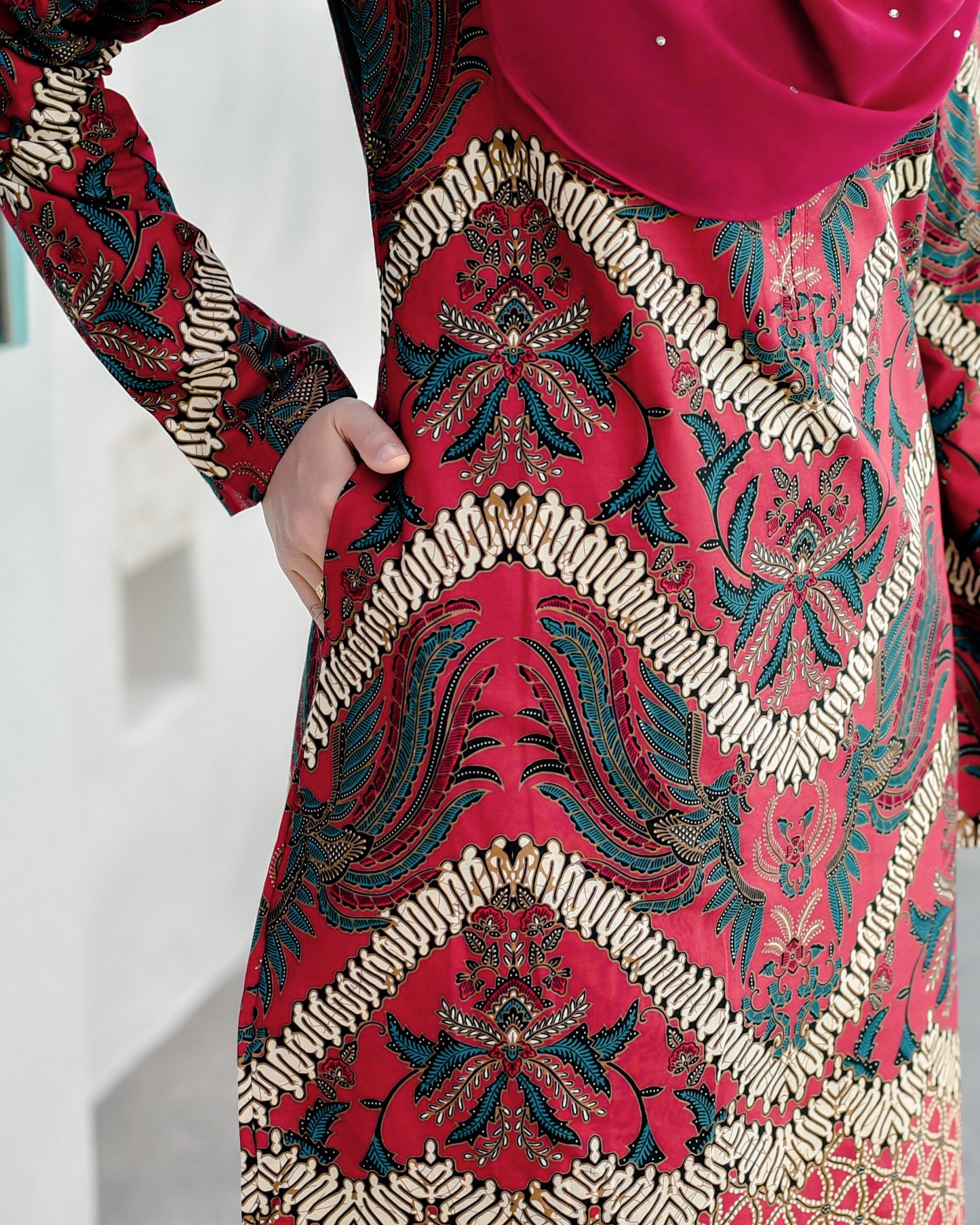 Baju Kurung Batik Cotton Afzan - Cherry Red