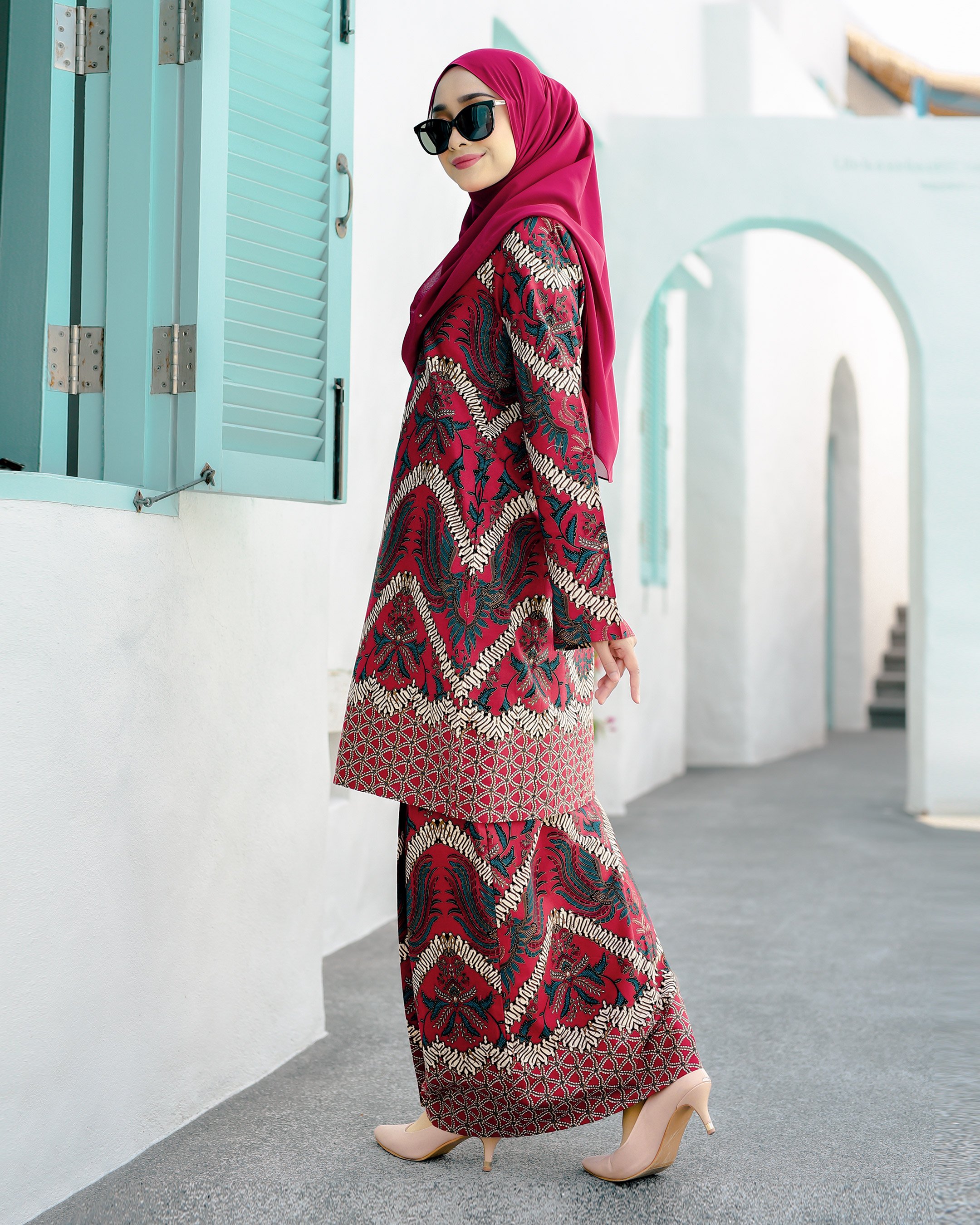 Baju Kurung Batik Cotton Afzan - Cherry Red