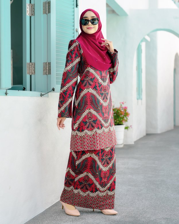 Baju Kurung Batik Cotton Afzan - Cherry Red