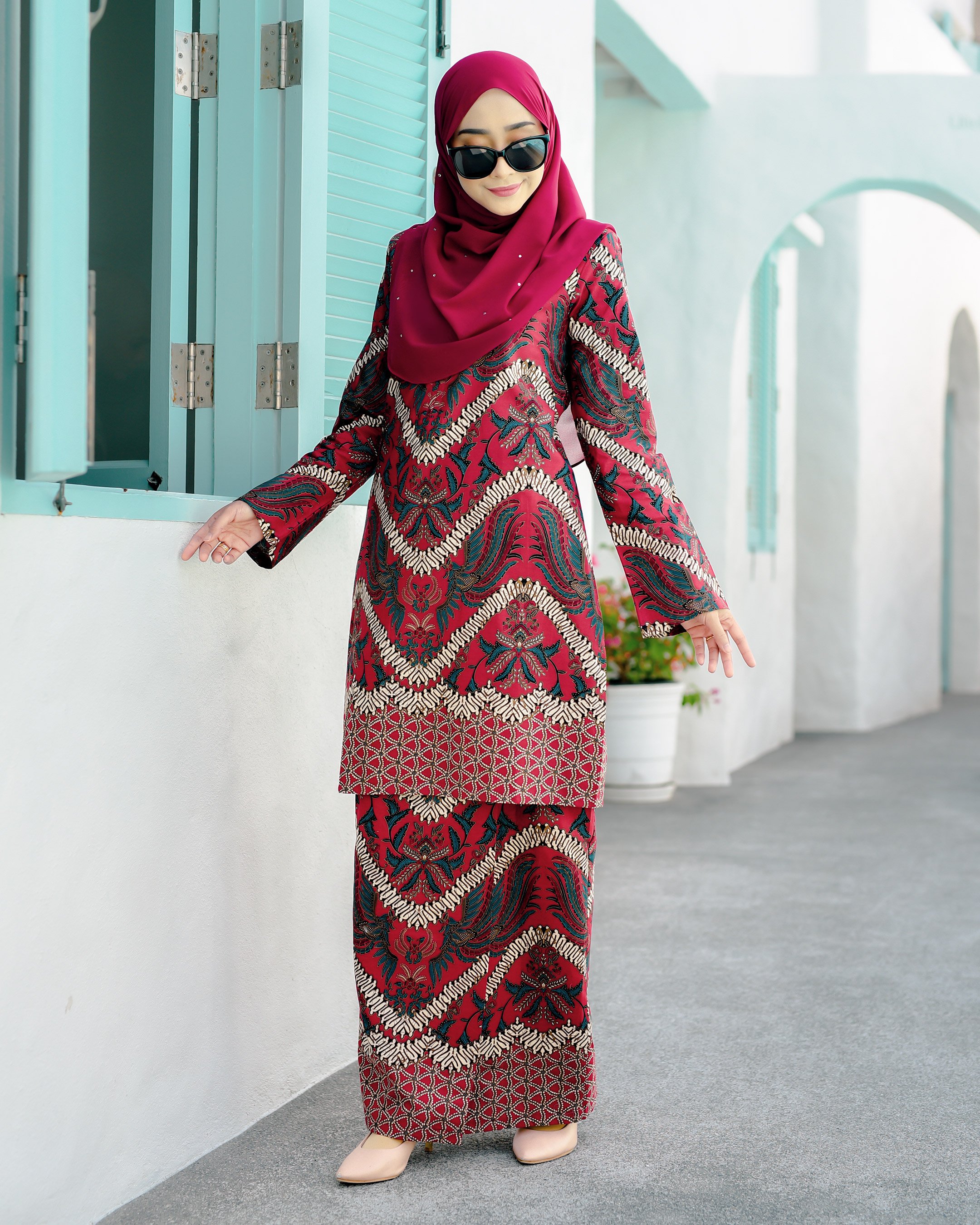 Baju Kurung Batik Cotton Afzan - Cherry Red
