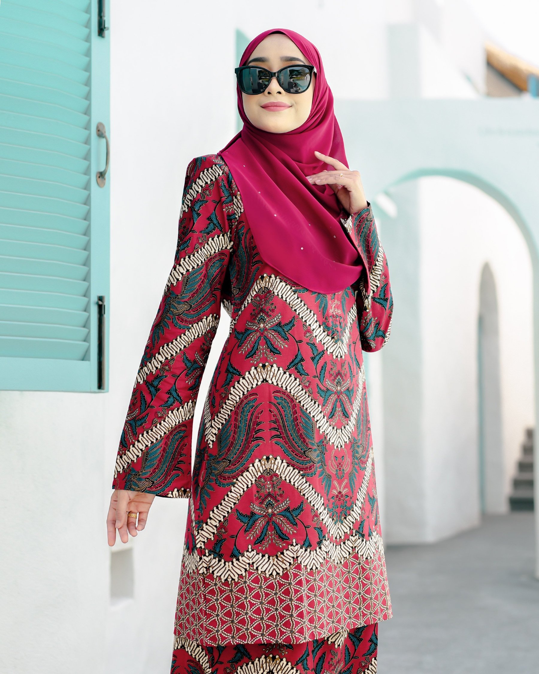 Baju Kurung Batik Cotton Afzan - Cherry Red