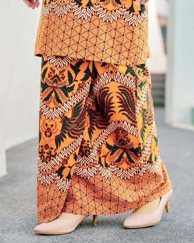 Baju Kurung Batik Cotton Afzan - Mustard Gold