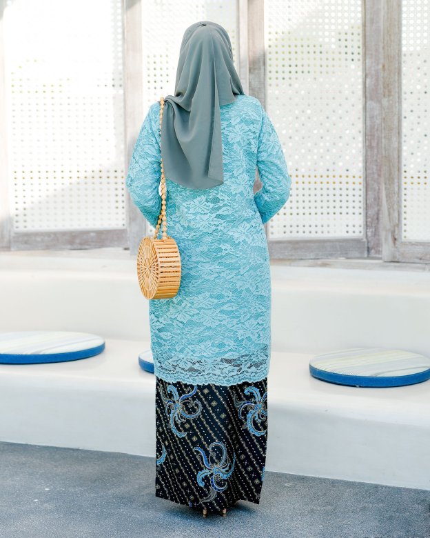 Baju Kurung Batik Lace Aila - Glacier Blue