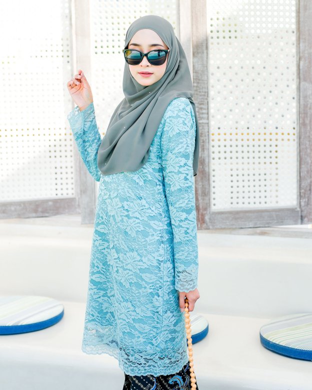Baju Kurung Batik Lace Aila - Glacier Blue