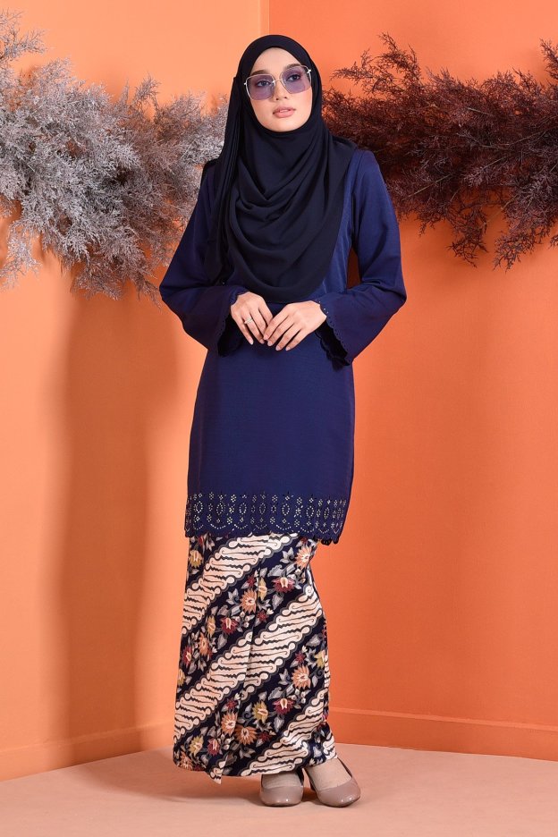 Baju Kurung Batik Nadelle - Blue