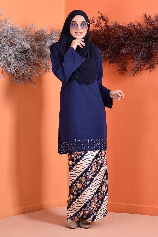 Baju Kurung Batik Nadelle - Blue