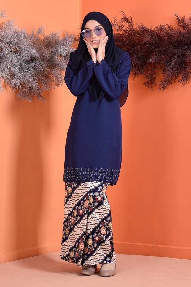 Baju Kurung Batik Nadelle - Blue