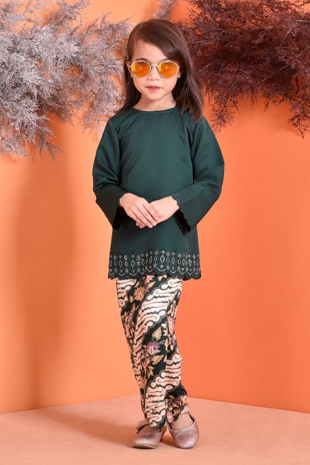 Baju Kurung Batik Nadelle Kids - Green