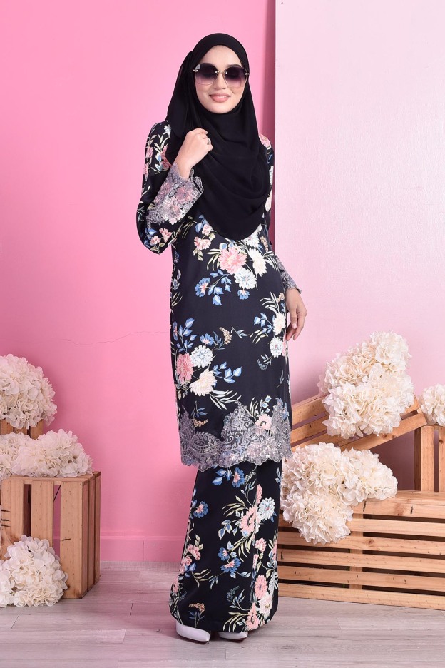 Baju Kurung Lace Damia - Black
