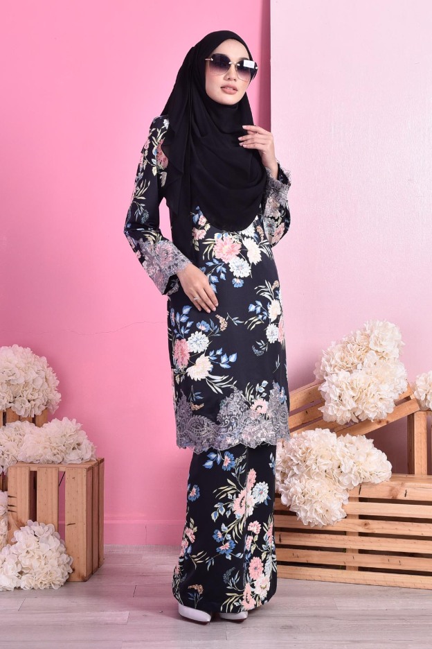 Baju Kurung Lace Damia - Black
