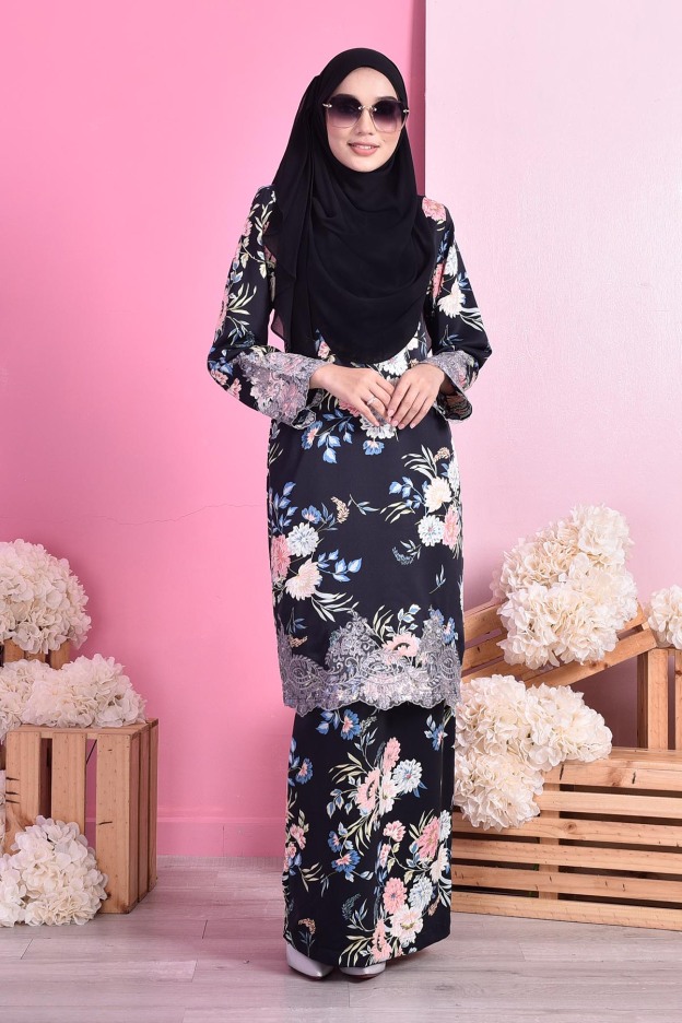 Baju Kurung Lace Damia - Black