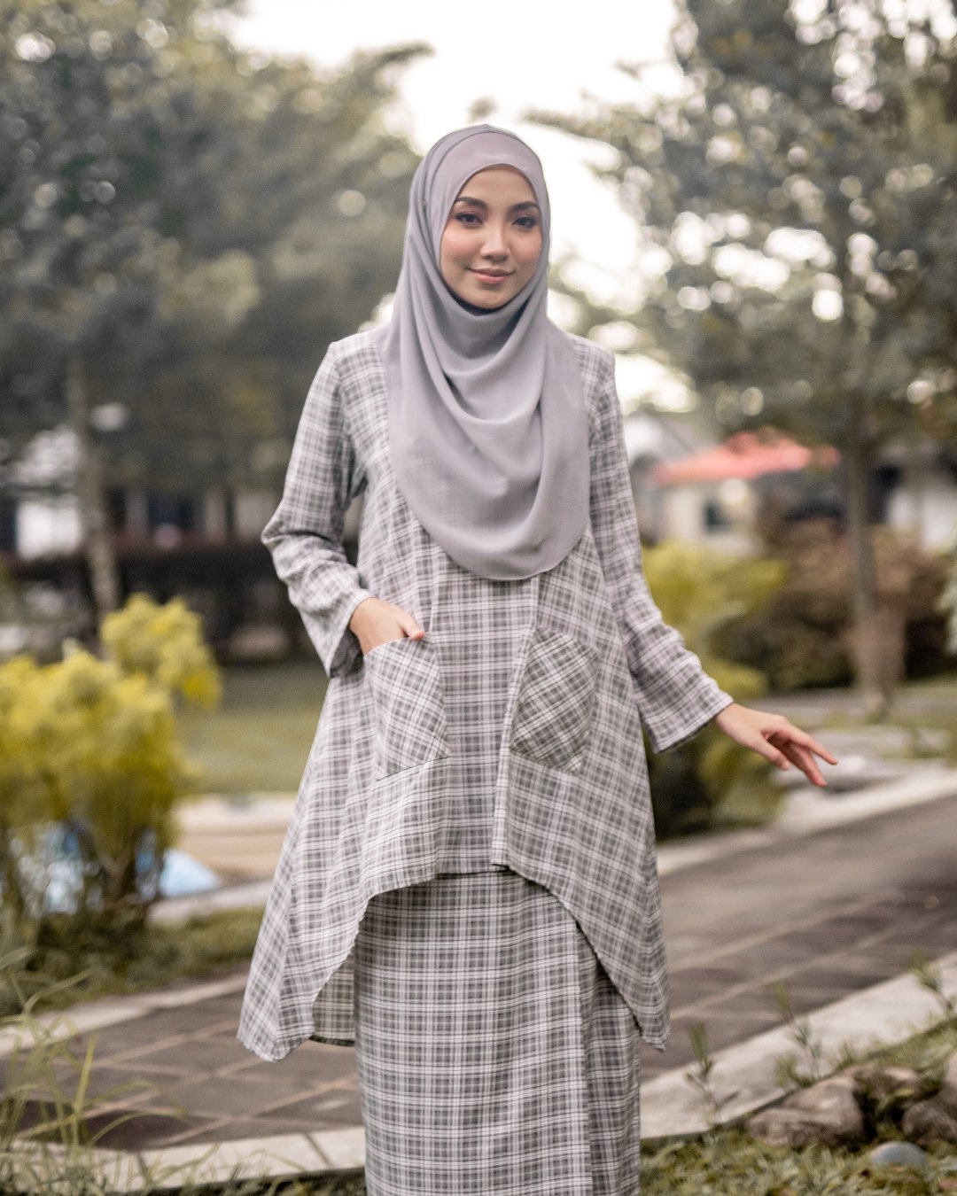 Baju Kurung Darby Laluna X MCC - Pewter Grey