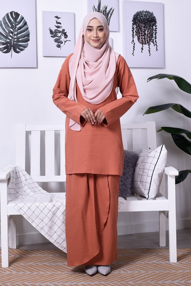 Baju Kurung Moden Riau Dila - Sunny Orange
