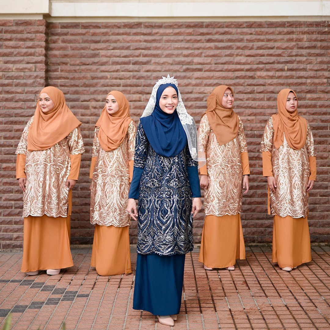 Baju Kurung Lace Sequin Jazlyn - Majestic Blue