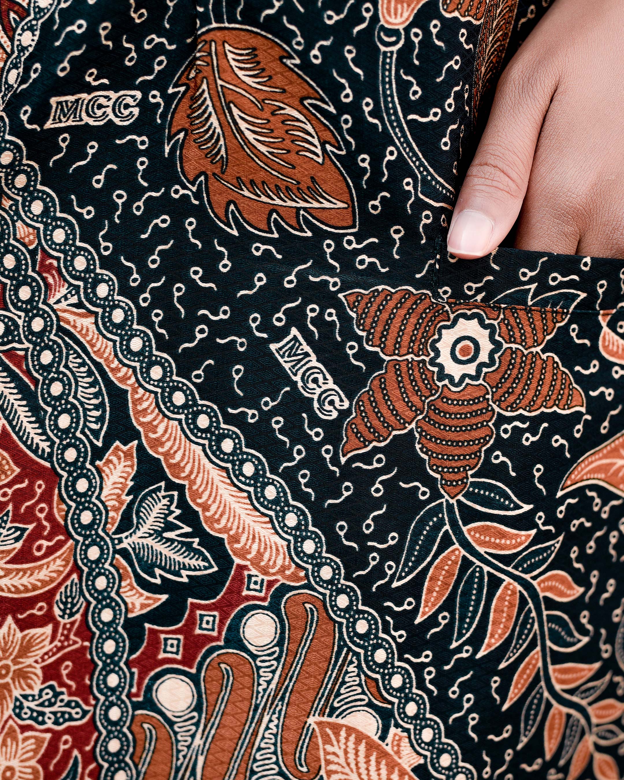 Baju Kurung Kedah Batik Dobby Aimi - Dark Tangerine