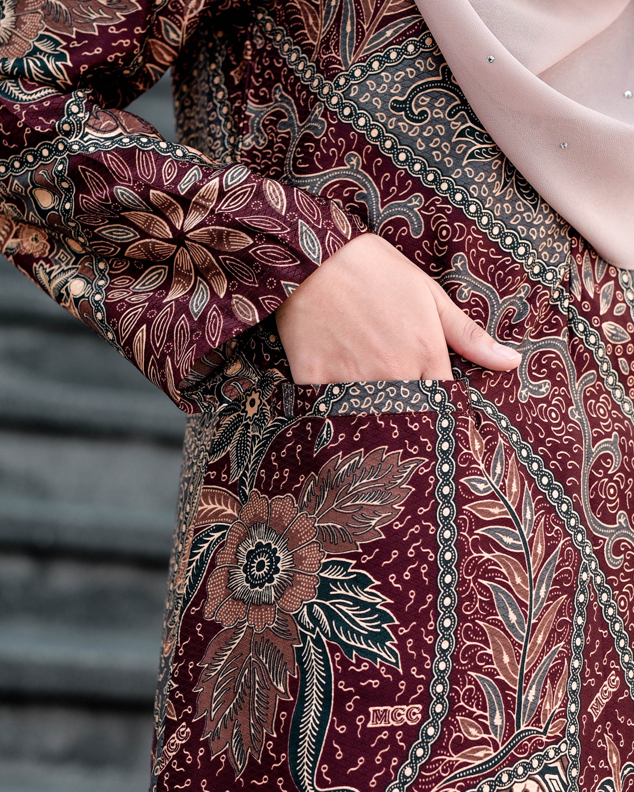 Baju Kurung Kedah Batik Dobby Aimi - Spice Brown