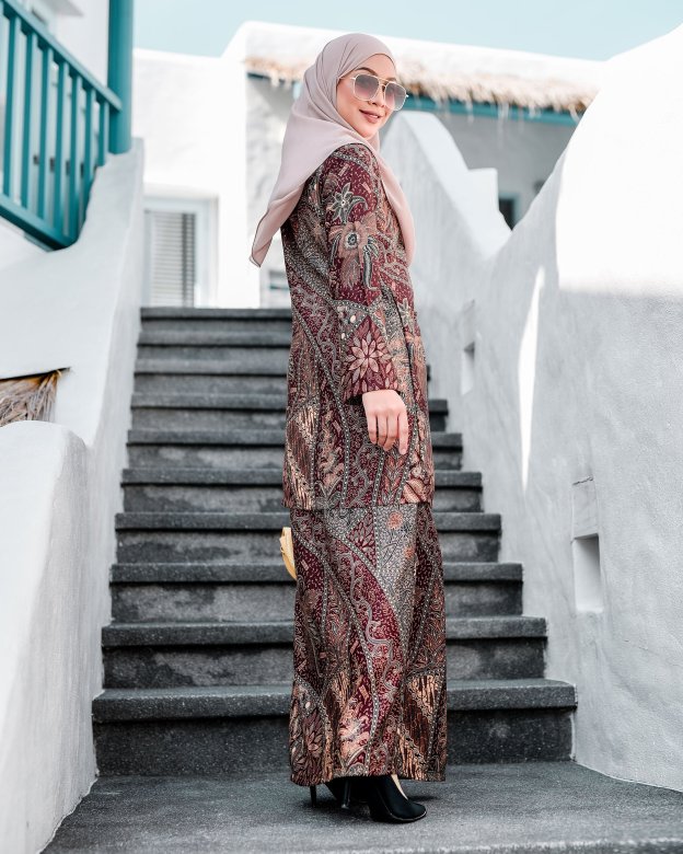 Baju Kurung Kedah Batik Dobby Aimi - Spice Brown